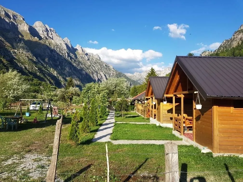 Villas 2E Valbona Hotell